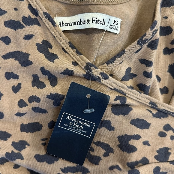Abercrombie & Fitch Leopard Bodysuit - Picture 4 of 5